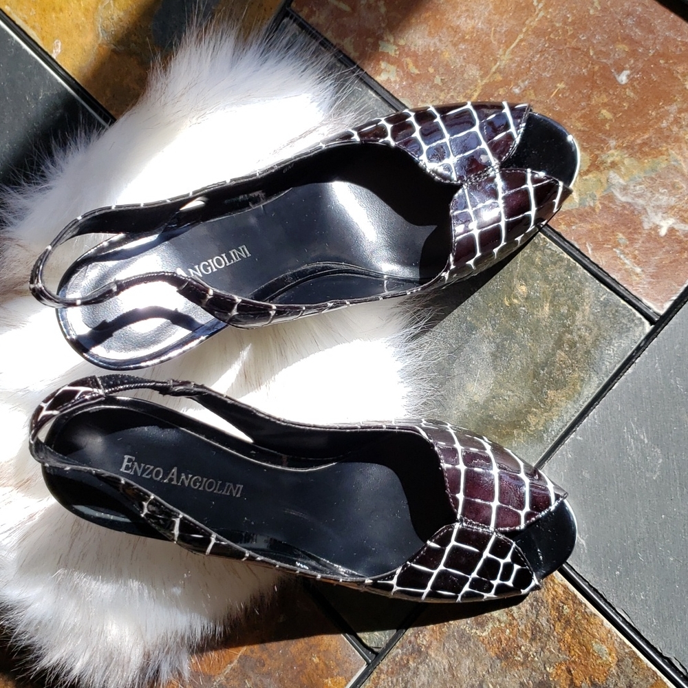 NWOT - ENZO ANGIOLNI, open toe-pump 👠 size 6